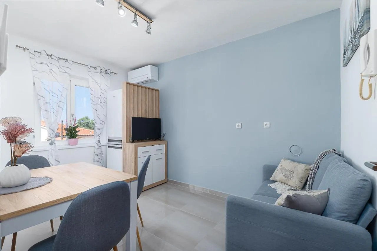 Ticiana A3 Close To Sea Apartman Poreč